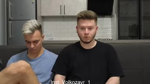 Snapshot of alexxx_d chatting on October 17, 7:38 pm AlexDimaIgor online show from October 17, 7:38 pm