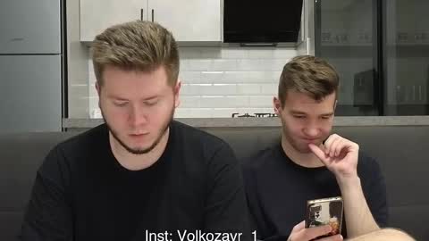 Snapshot of alexxx_d chatting on October 31, 8:10 pm AlexDimaIgor online show from October 31, 8:10 pm