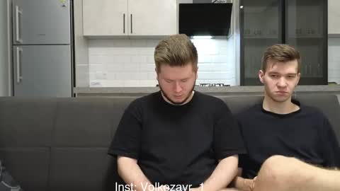 Snapshot of alexxx_d chatting on November 2, 1:24 pm AlexDimaIgor online show from November 2, 1:24 pm