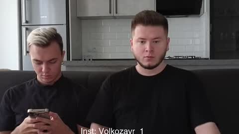 Snapshot of alexxx_d chatting on November 11, 12:49 pm AlexDimaIgor online show from November 11, 12:49 pm