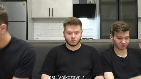 Snapshot of alexxx_d chatting on November 12, 8:08 pm AlexDimaIgor online show from November 12, 8:08 pm