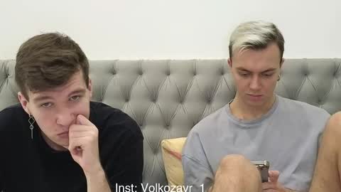 Snapshot of alexxx_d chatting on November 20, 7:57 pm AlexDimaIgor online show from November 20, 7:57 pm