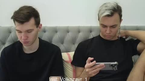 Snapshot of alexxx_d chatting on November 22, 1:21 pm AlexDimaIgor online show from November 22, 1:21 pm