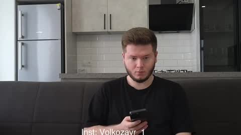 Snapshot of alexxx_d chatting on November 26, 10:38 am AlexDimaIgor online show from November 26, 10:38 am