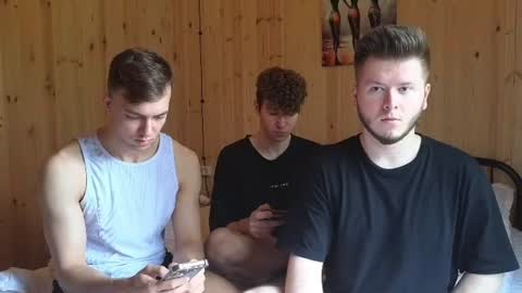 Snapshot of alexxx_d chatting on June 24, 9:52 am AlexDimaIgor online show from June 24, 9:52 am