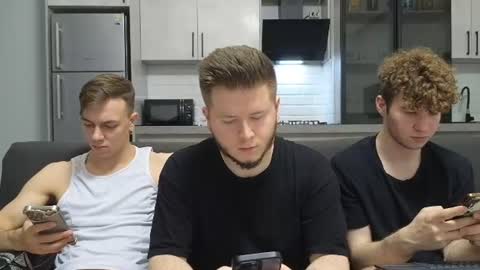 Snapshot of alexxx_d chatting on June 26, 8:35 pm AlexDimaIgor online show from June 26, 8:35 pm