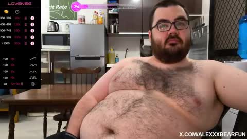 Snapshot of alexxxbear chatting on September 18, 10:34 pm alexxxbear online show from September 18, 10:34 pm