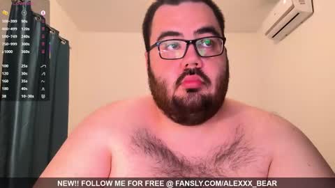 Snapshot of alexxxbear chatting on February 6, 6:00 pm alexxxbear online show from February 6, 6:00 pm
