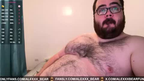 Snapshot of alexxxbear chatting on February 20, 10:10 pm alexxxbear online show from February 20, 10:10 pm