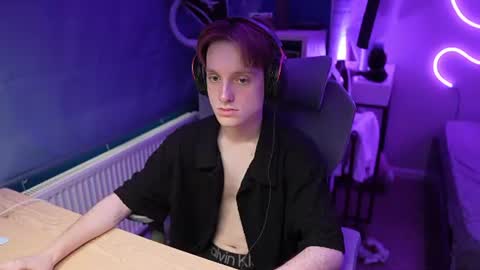 Alexycutie online show from July 16, 4:57 pm