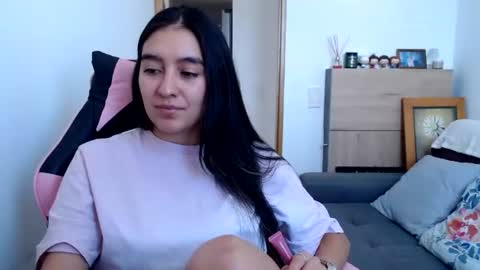 Snapshot of alexyferrer1 chatting on July 22, 2:09 pm alexyferrer1 online show from July 22, 2:09 pm