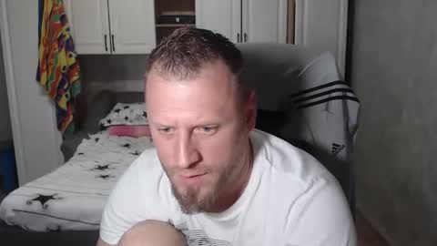 Snapshot of alexyno2020 chatting on October 27, 9:41 pm alexyno2022 ONLYFANS online show from October 27, 9:41 pm