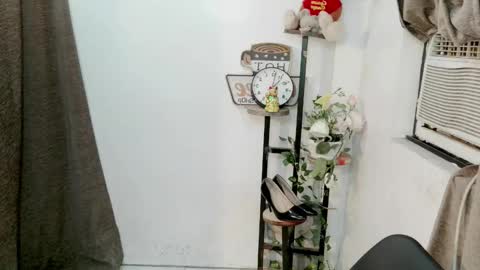 MARIE online show from October 24, 7:05 am