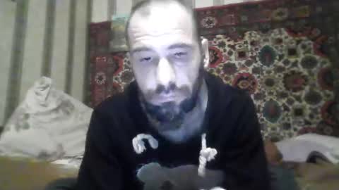Snapshot of alferezsolvajo chatting on June 7, 8:23 pm alferezsolvajo online show from June 7, 8:23 pm