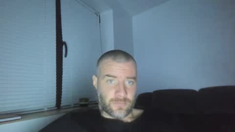 alfiesolomons87 online show from February 6, 9:29 pm