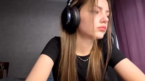 Alice online show from October 12, 8:13 am