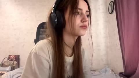 Alice online show from October 13, 8:25 am