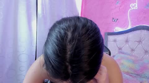 Carolina Join The Fan Club  online show from December 11, 7:25 pm