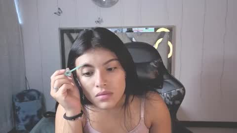 Carolina Join The Fan Club  online show from February 2, 11:53 am