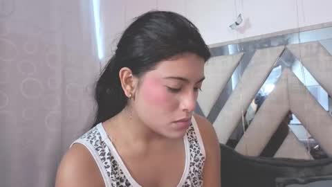 Carolina Join The Fan Club  online show from February 9, 1:15 pm