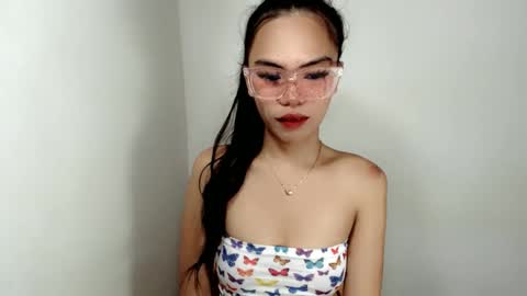 ALIAH online show from October 16, 2:29 pm