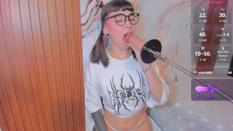 alice online show from October 20, 8:09 pm