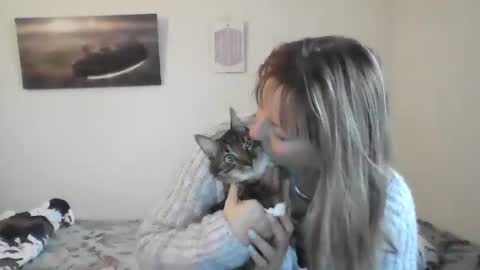 Alice online show from January 4, 8:49 am