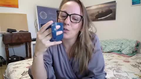 Alice online show from October 10, 4:17 pm