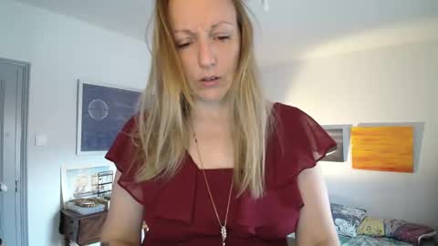 Alice online show from October 28, 7:56 am