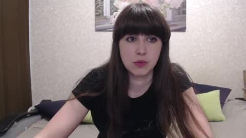 Snapshot of alice_59 chatting on May 20, 12:11 pm alice_59 online show from May 20, 12:11 pm