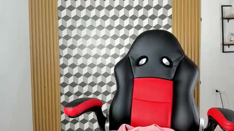 alice__brow online show from September 21, 3:35 pm