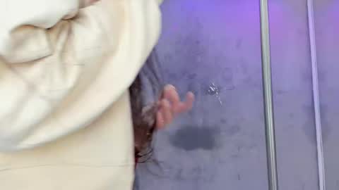 Alice Susan online show from May 24, 11:37 am