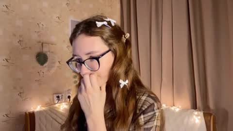 Hey Im Alice  online show from November 14, 10:07 pm