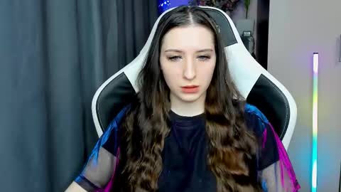 Alice online show from December 1, 1:16 pm