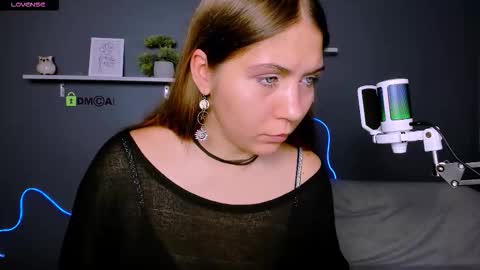 alice_cold online show from September 23, 5:54 am