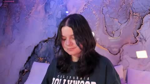 Mey online show from December 5, 1:03 am