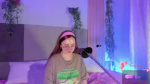 Mey online show from February 11, 1:54 am