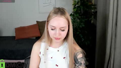 Alice online show from November 16, 10:48 pm