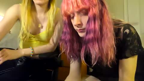 Alice Hatchette online show from May 13, 2:42 am