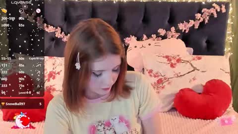 Snapshot of alice_langley chatting on February 10, 2:21 pm Alice 3 online show from February 10, 2:21 pm