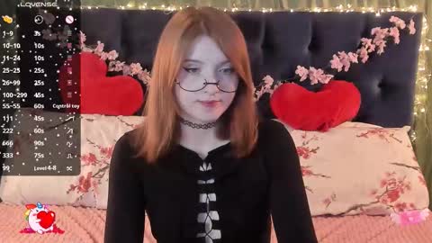 Snapshot of alice_langley chatting on March 26, 11:16 am Alice 3 online show from March 26, 11:16 am