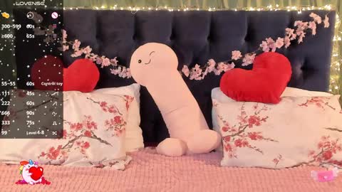 Snapshot of alice_langley chatting on March 27, 11:32 am Alice 3 online show from March 27, 11:32 am