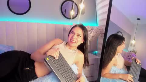 alice_lodge online show from September 20, 3:29 am