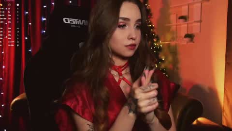Alice online show from December 20, 6:24 pm