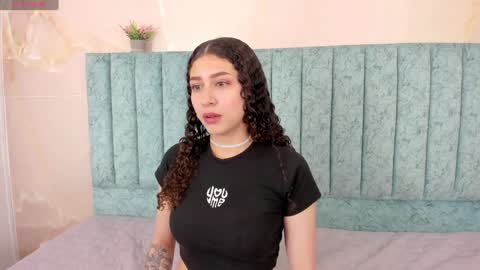 alice and amber online show from January 21, 4:43 am