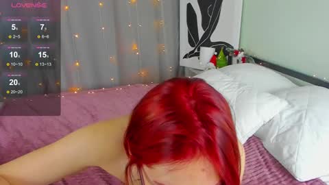 Snapshot of alice_miiiller chatting on December 26, 5:47 am Alice online show from December 26, 5:47 am