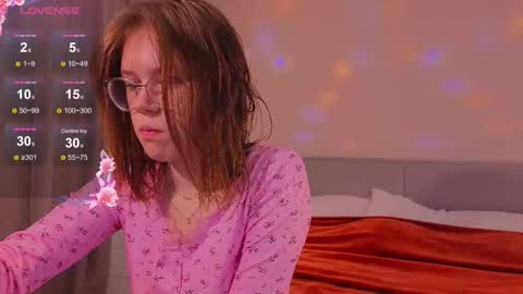 Alice online show from October 16, 3:40 am