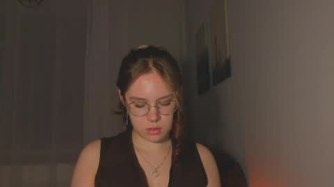 Alice online show from April 5, 5:10 pm