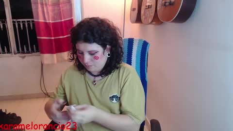 Alicia Aldara online show from October 4, 5:05 am