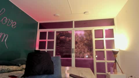 alice_simpson1 online show from September 29, 12:54 pm